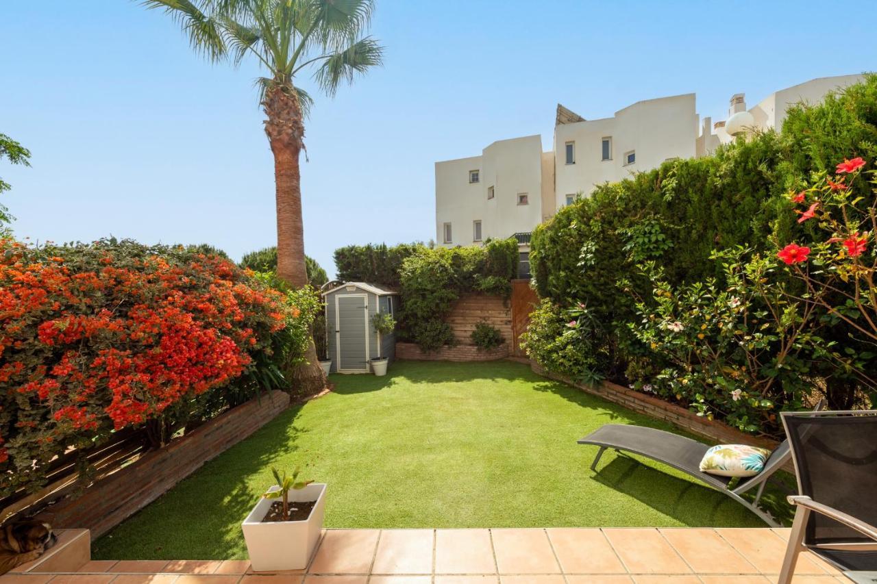 Cozy Townhouse Selwo Βίλα Εστεπόνα Εξωτερικό φωτογραφία