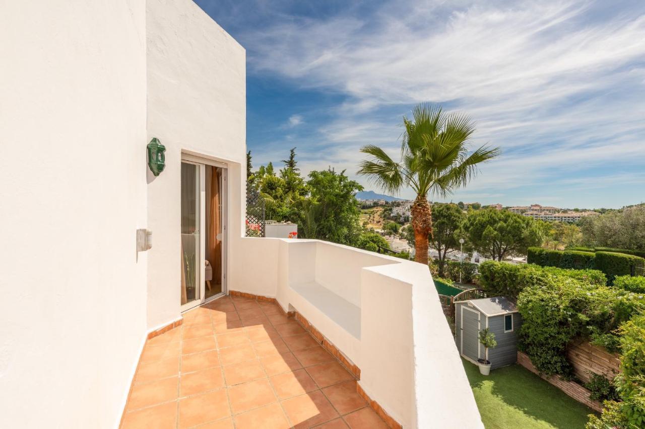 Cozy Townhouse Selwo Βίλα Εστεπόνα Εξωτερικό φωτογραφία