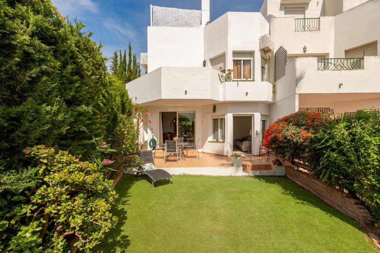 Cozy Townhouse Selwo Βίλα Εστεπόνα Εξωτερικό φωτογραφία