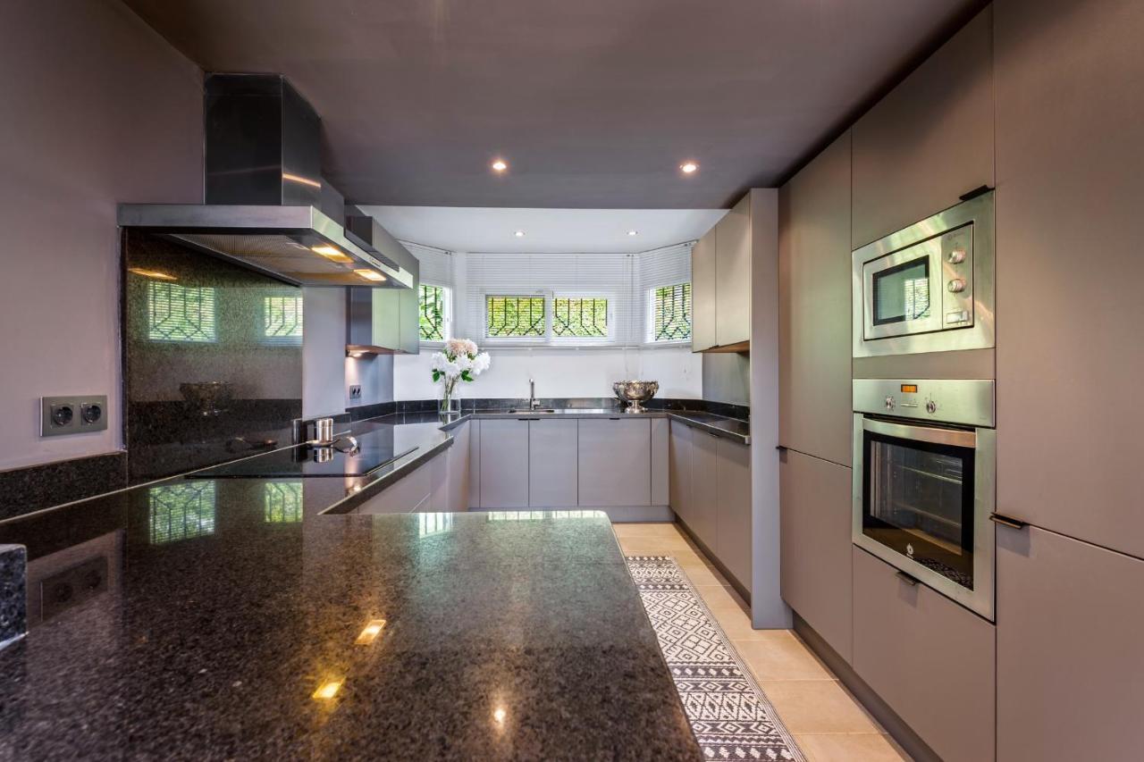 Cozy Townhouse Selwo Βίλα Εστεπόνα Εξωτερικό φωτογραφία