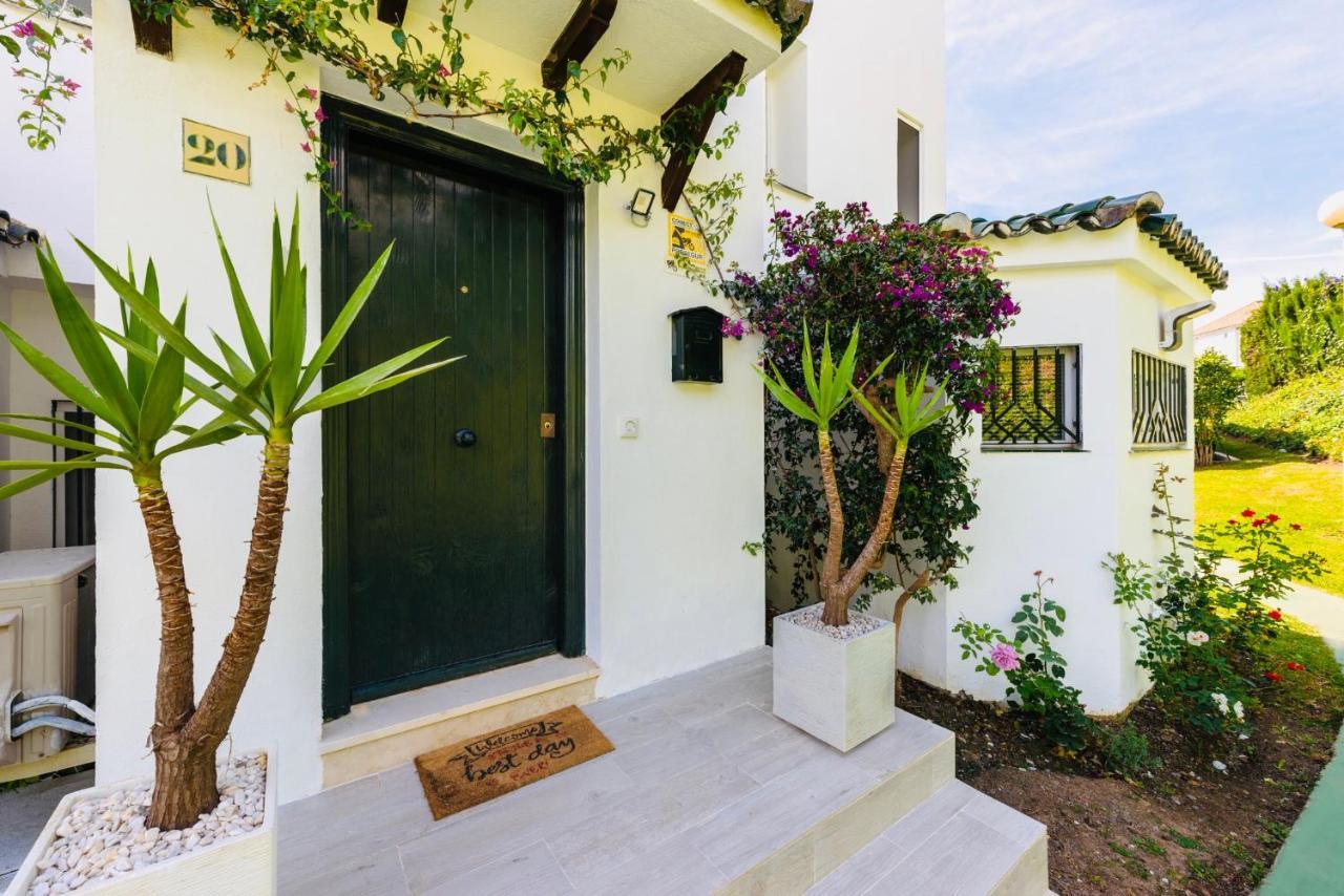 Cozy Townhouse Selwo Βίλα Εστεπόνα Εξωτερικό φωτογραφία
